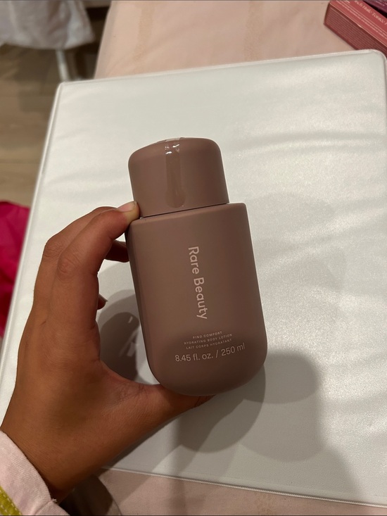 Rare Beauty Other - Rare Beauty Hydrating Body Lotion